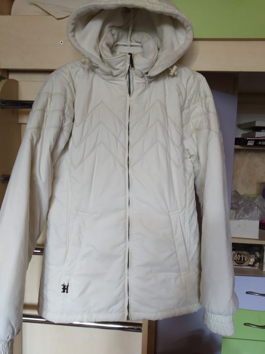 Срочно! Фирменная демисезонная куртка Hause размер 46 - 48.