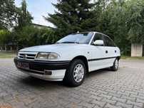 Opel Astra sedan 1.6 GAZ Zadbana Salon Polska I Właścić