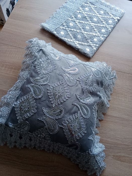 Poduszki z cekinami haftowane 40*40cm
