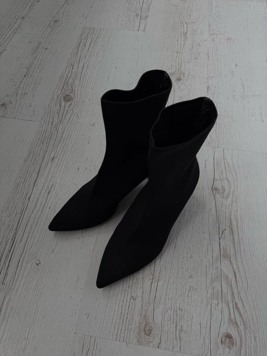 Черевики на каблуку Zara