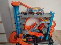 Garaż hot wheels duży atak rekina