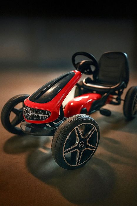 Carro a Pedais Mercedes