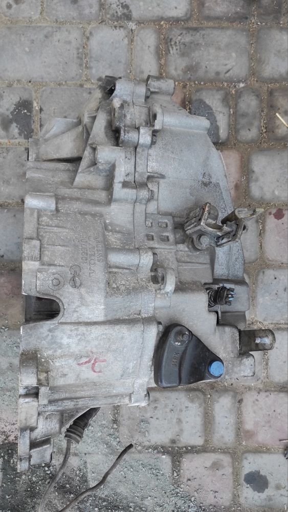 КПП Volvo v70 s60.  1023705