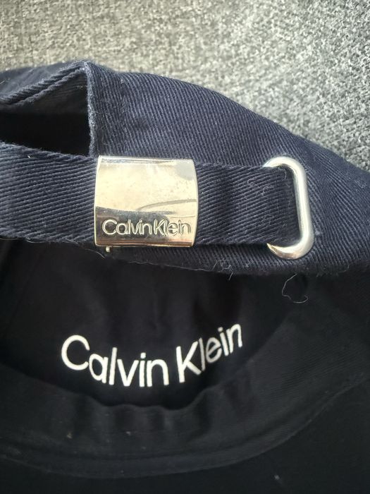 Czapka z daszkiem Calvin Klein granat