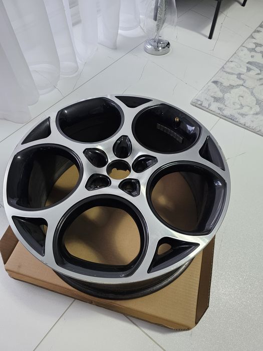 Felga Alfa Romeo Tonale 19''