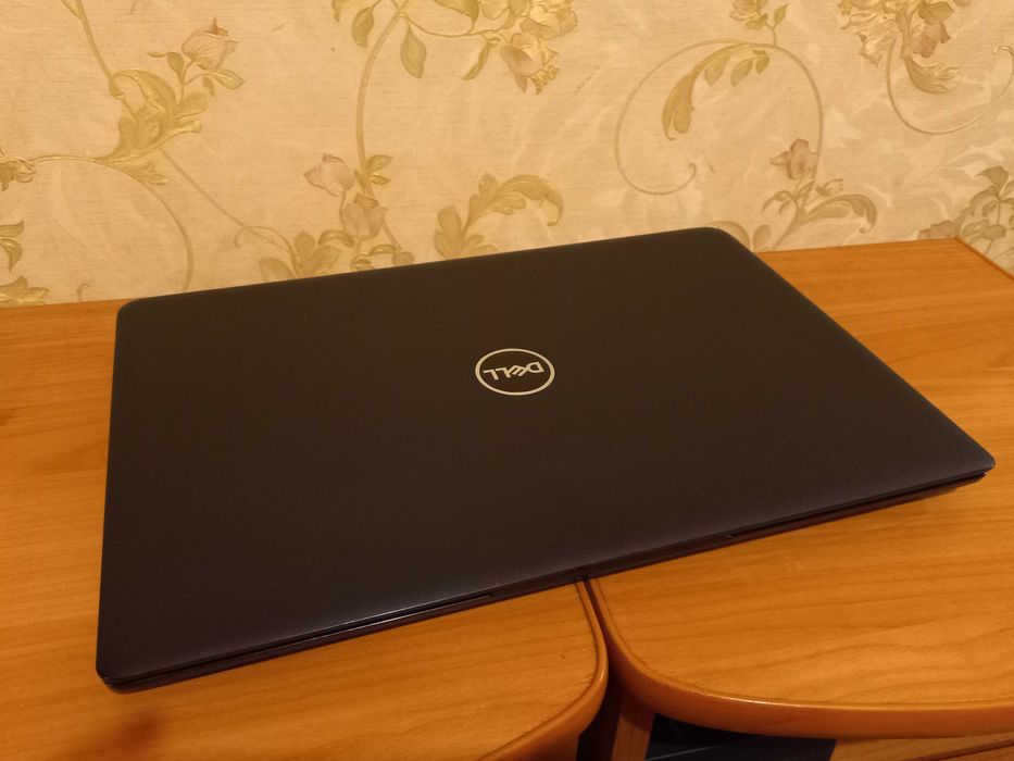 Игровой Видео GTX 1650  (4 ГБ)  Core i5 8265U/ 16 DDR4/ SSD/ Dell 86