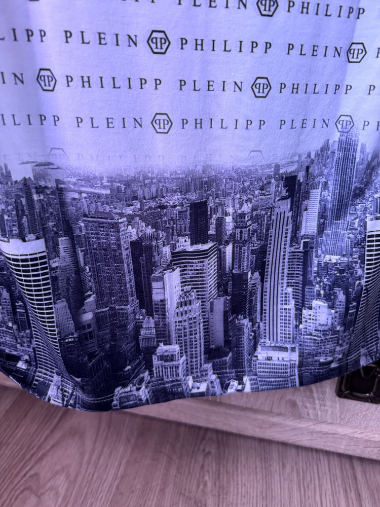 Ідеальна футболка Philipp Plein