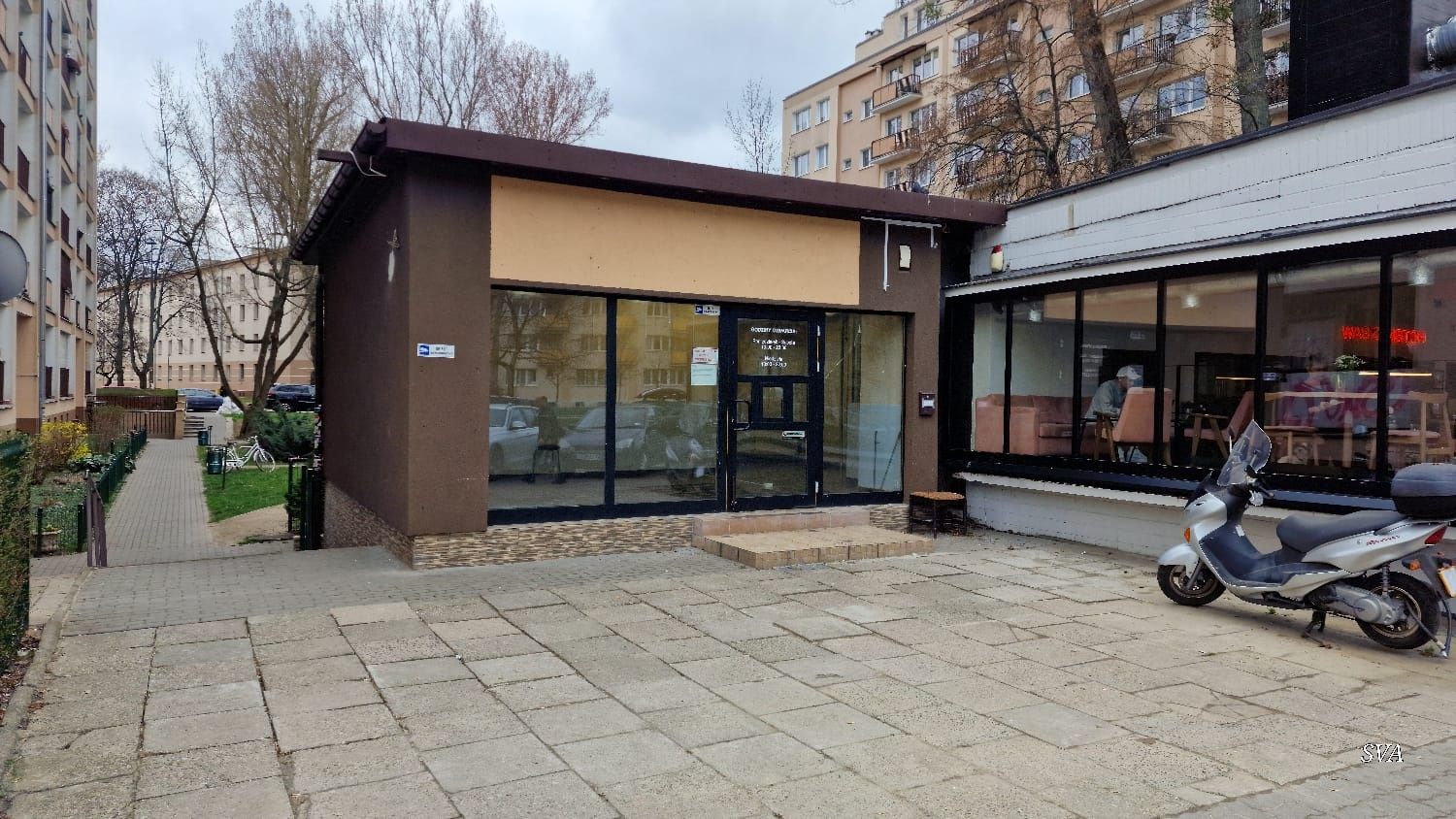 Lokal usługowo-handlowy 85m