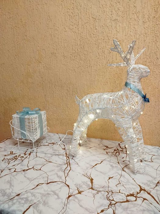 Новорічний олень