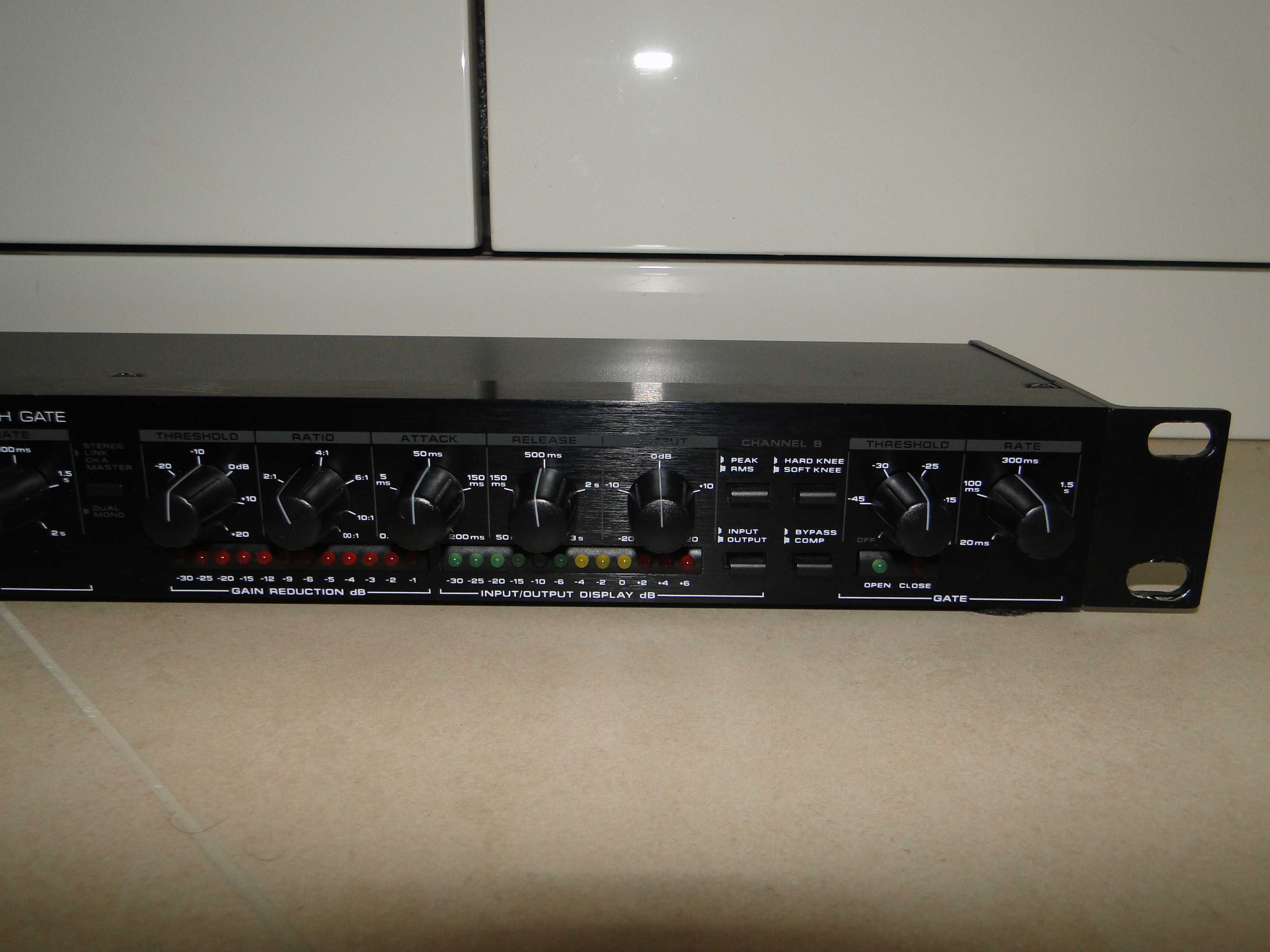 Kultowy Procesor Kompressor Limiter ALESIS 3630.Mega Okazja