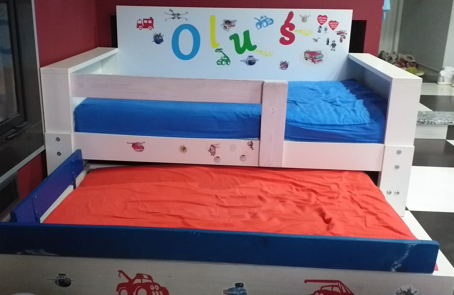 Łóżko Oluś Ikea solidne białe