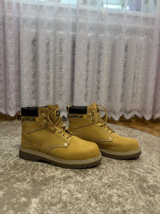 Черевики фірми caterpillar 43 розміру