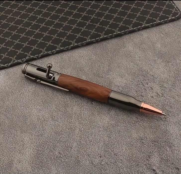 Преміум вінтажна ручка з махагону