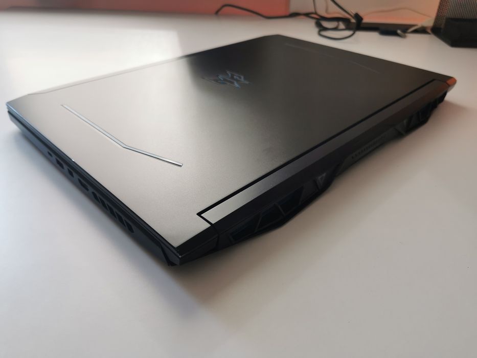 Laptop Gamingowy Acer Predator17 GTX 1650Ti i5 10Gen 16Ram 500GB 120HZ