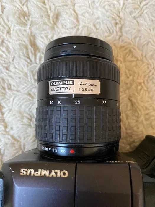 Обʼєктив Olympus Digital 14-45mm