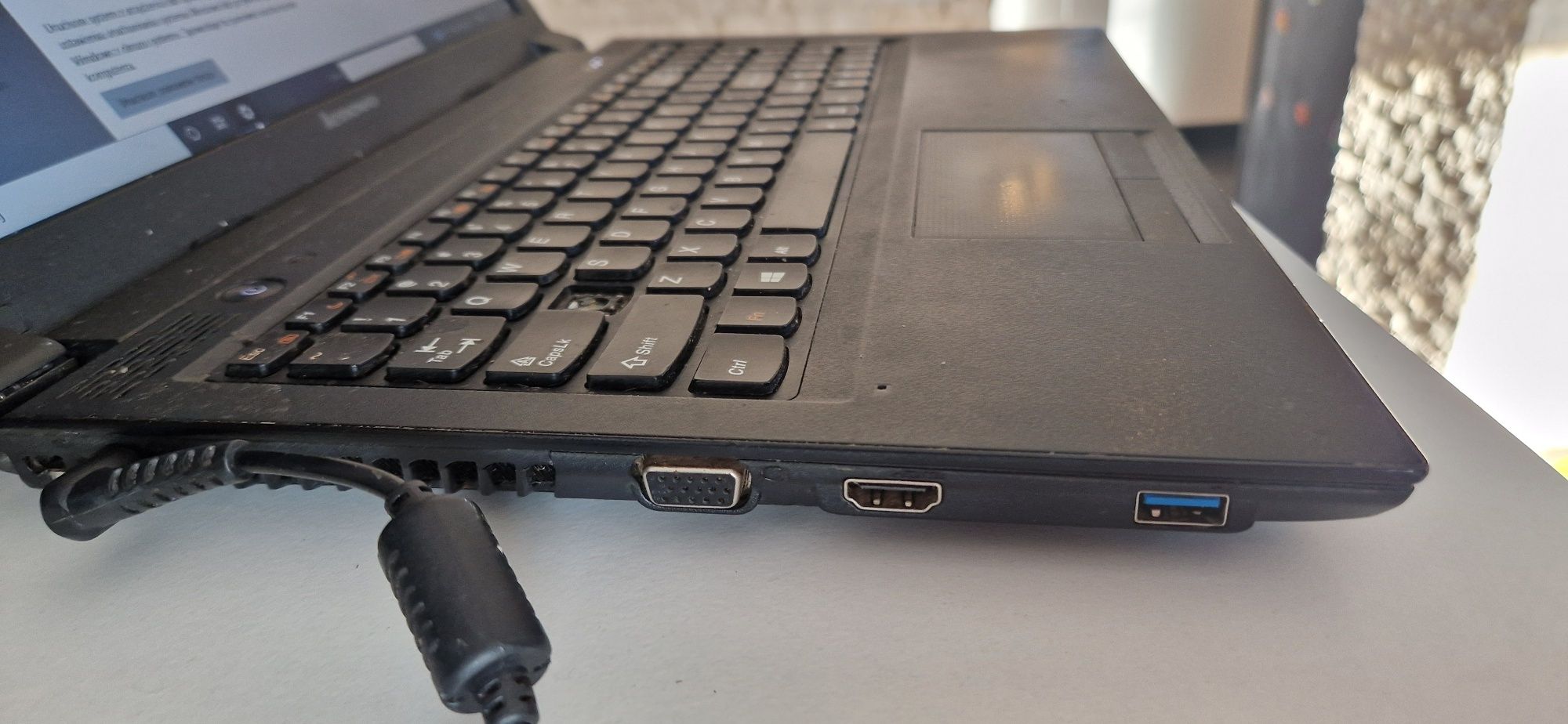 Laptop Lenovo B575e dobra bateria AmD E2 500GB