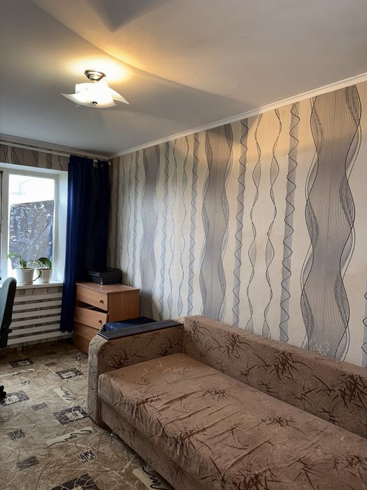 Продам квартиру на Победе 2-х комнатную