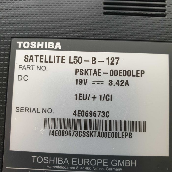 motherboard toshiba  L50-B-127 i7-4500U não liga