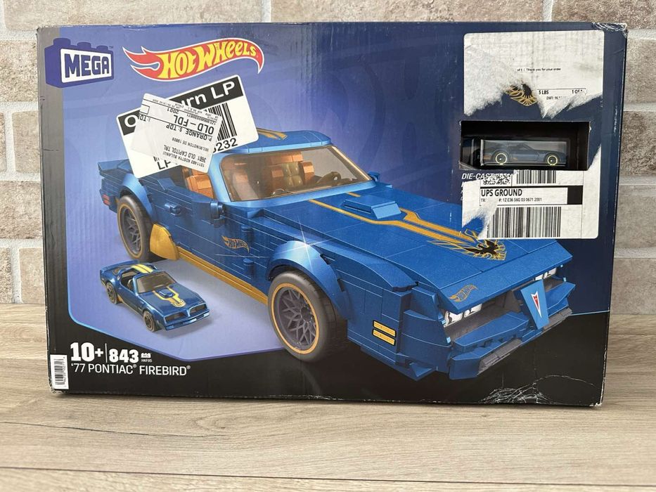 MEGA Hot Wheels Pontiac Firebird