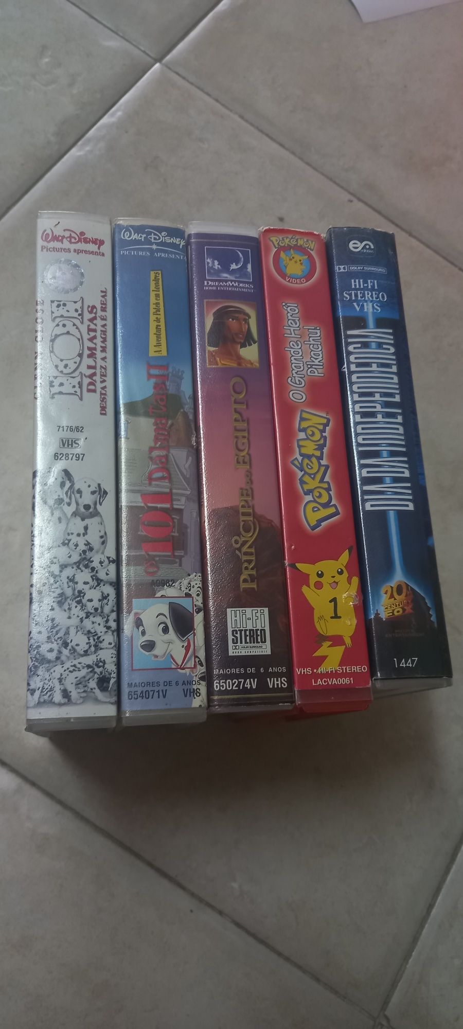 Vários filmes cassetes vhs