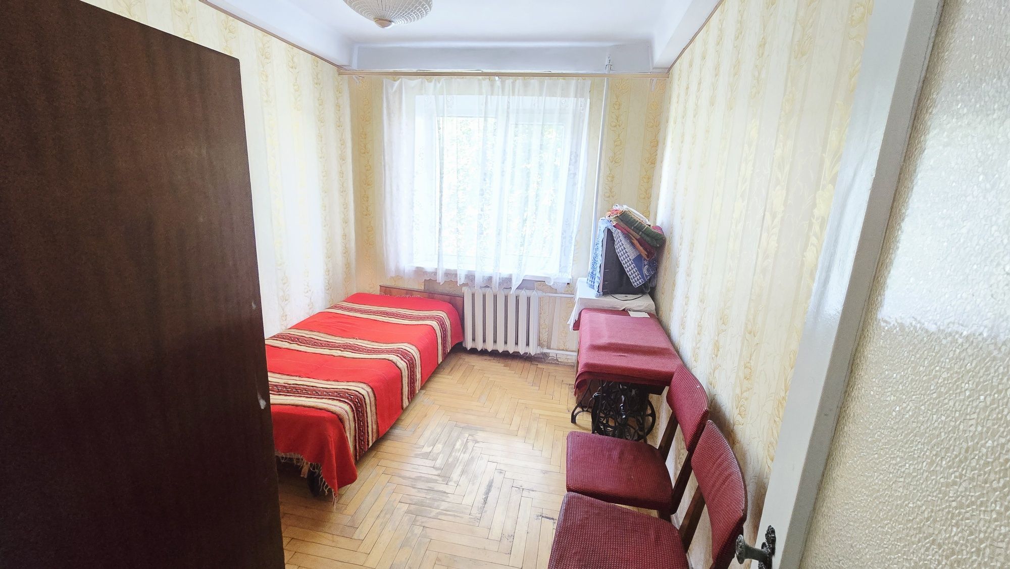 Продам 3 комн ул.Нижнеднепровская