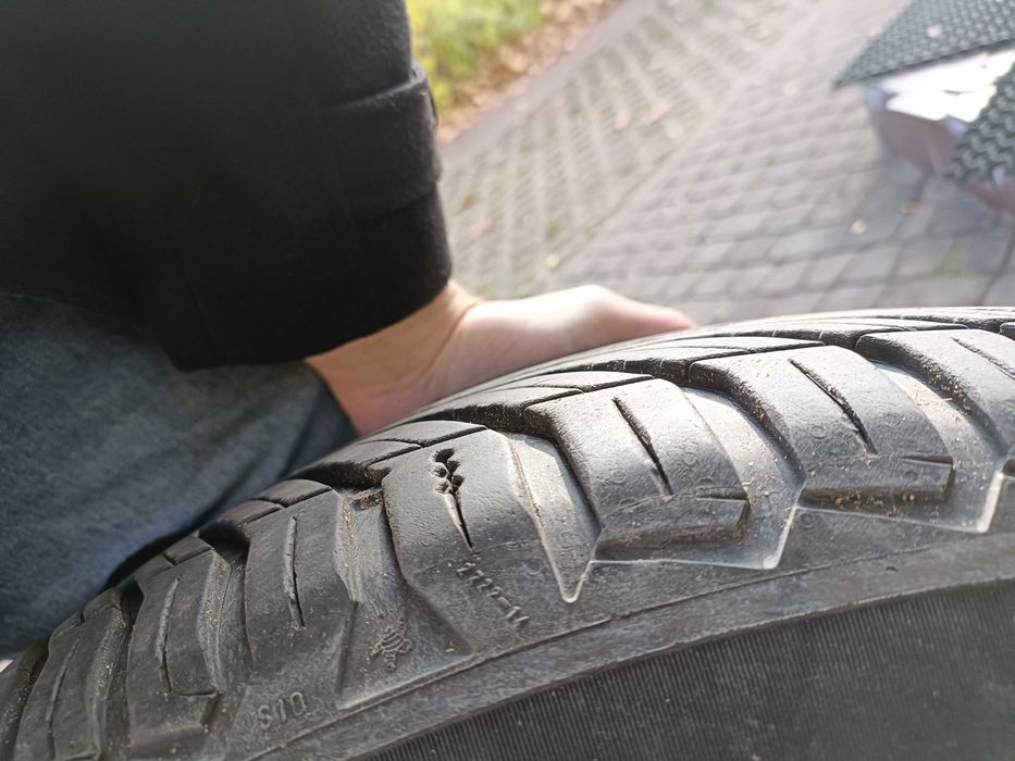 Opony Michelin Crossclimate 2 SUV 235 60 r18 cali całoroczne 19t 2023