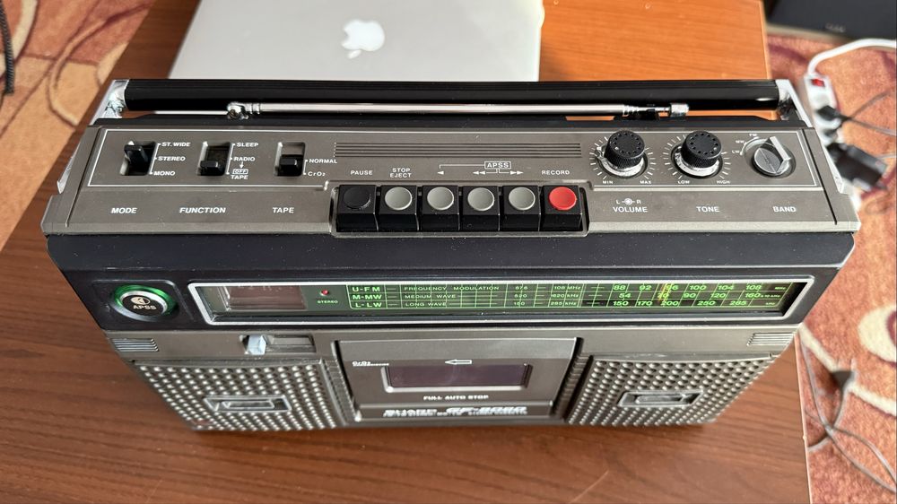 Sharp GF-8080H Boombox