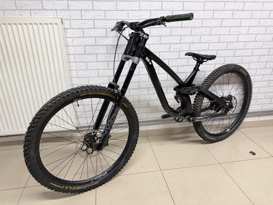 Rower downhill NS FUZZ 29" DH w rozmiarze M 055