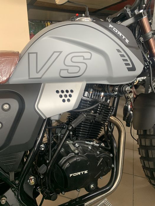 Мотоцикл FORTE FT250-F6 (склямблер). Доставка