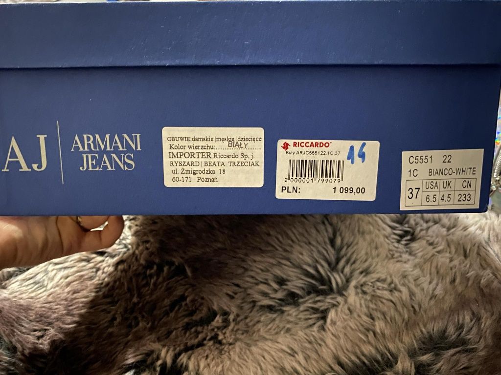 Sprzedam damskie buty Armani Jeans