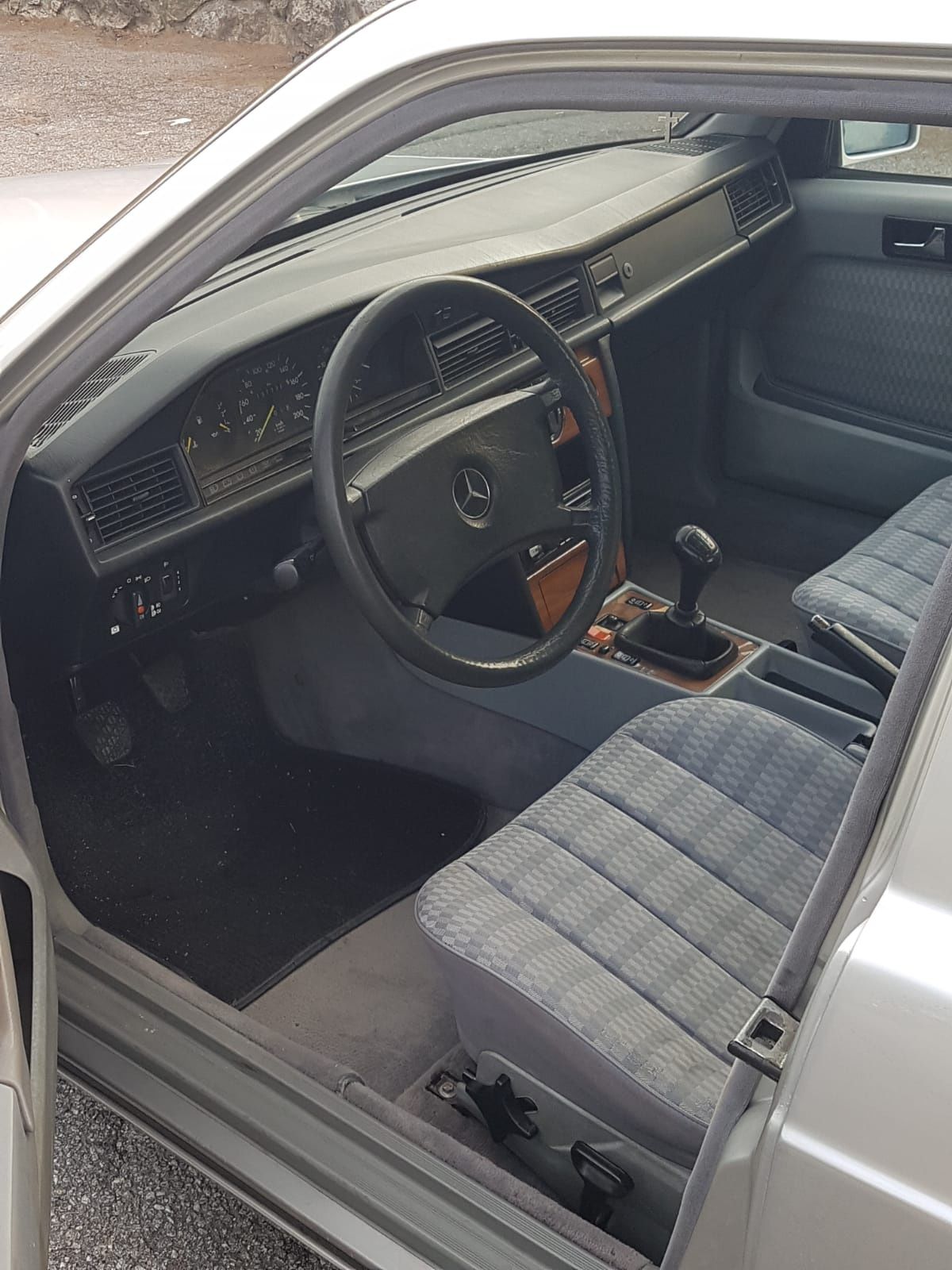 Mercedes A190 2.5D MT ESTIMADO