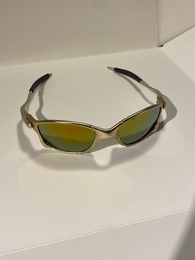 Juliet Metal Gold