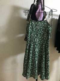 зелёное платье