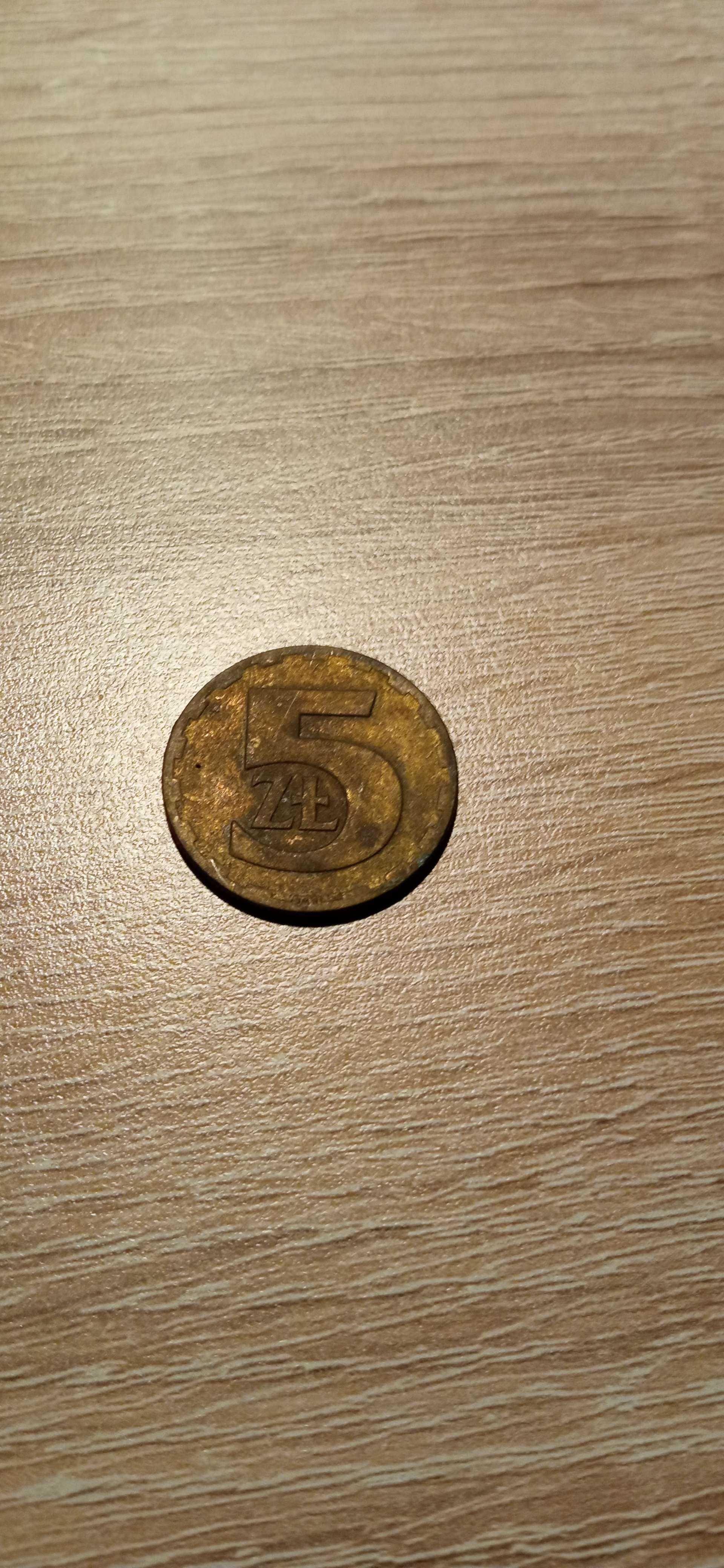 Dwie monety 5 złotych 1976 i 1977 bez znaku mennicy