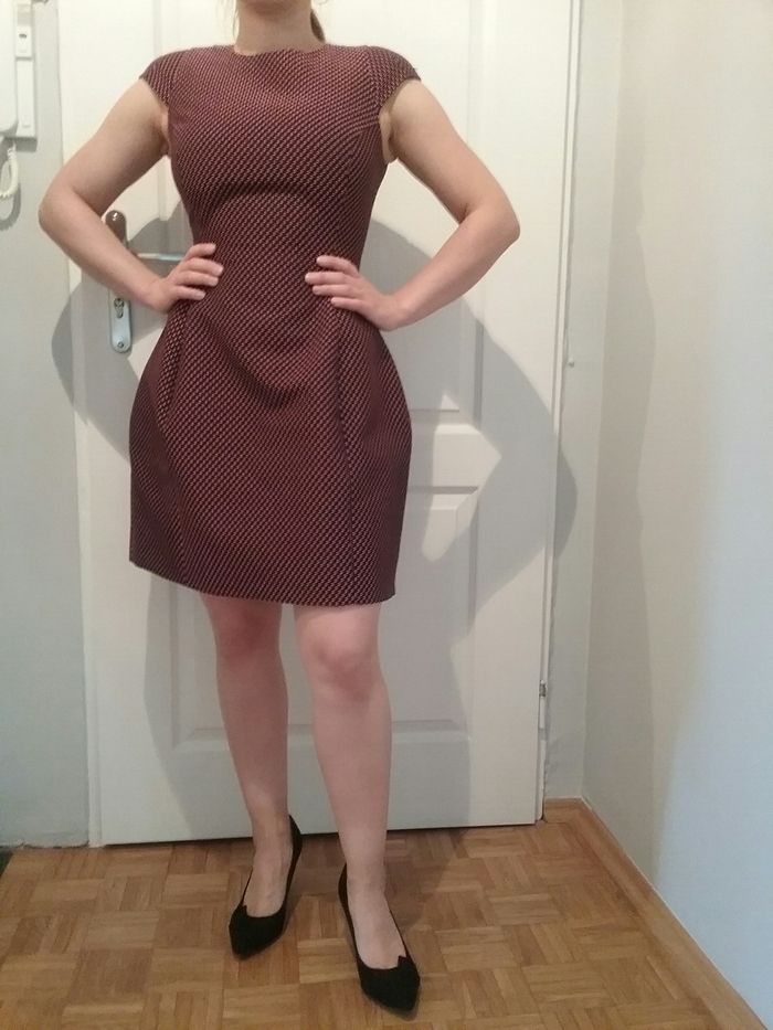 Sukienka SIMPLE 36