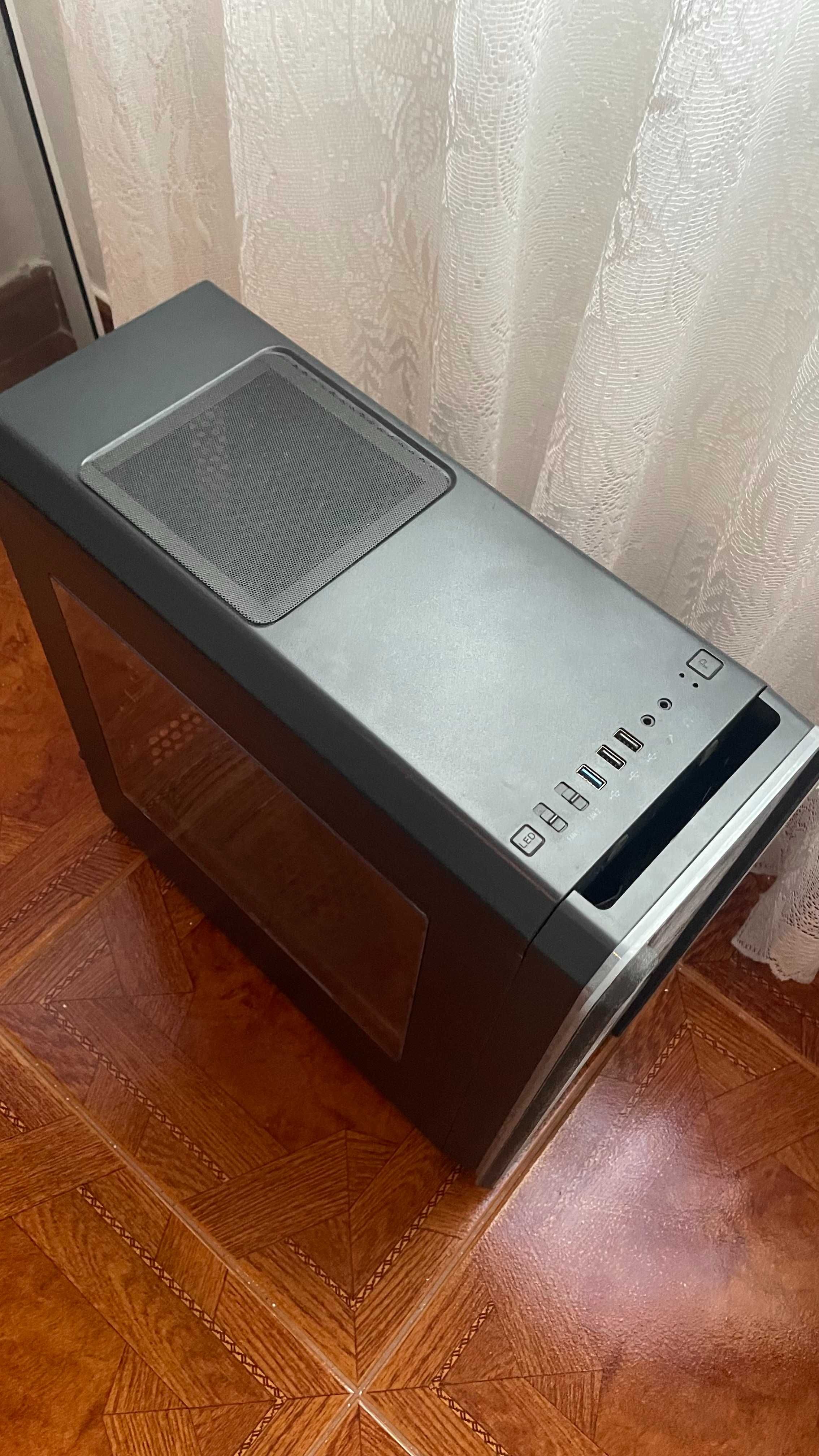 Caixa PC Hummer MC Black Edition (Usada, Ferrugem Visível)