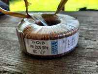Transformator 100VA toral 220V 50Hz 12V