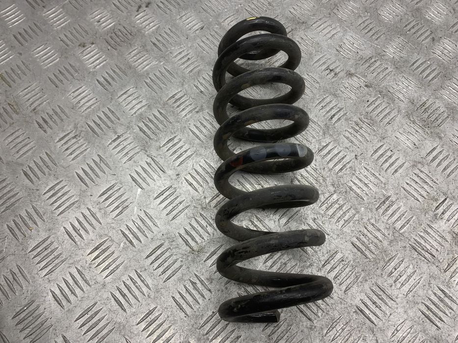 Пружина задней подвески левая/правая A2053241004 для Mercedes Benz W20