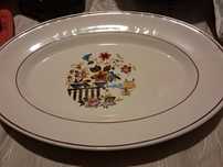 Travessa louca de sacavem flores castanhas