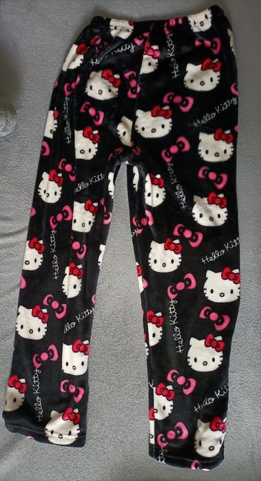 Czarne nowe miękkie spodnie piżamowe hello kitty
