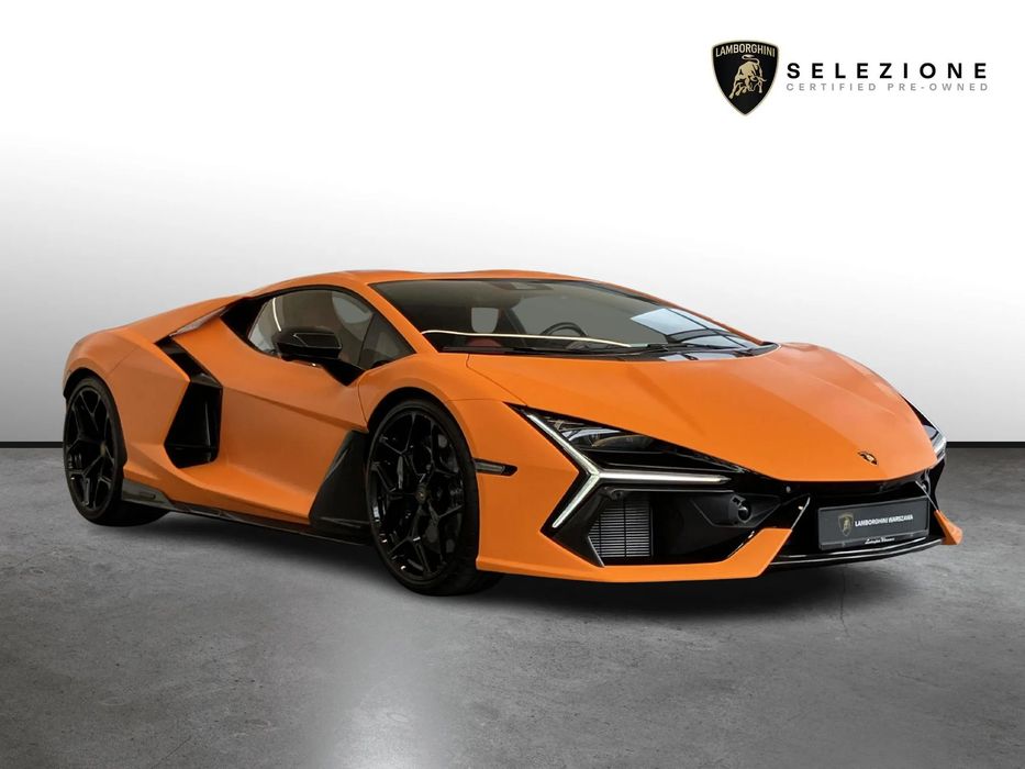 Lamborghini  Lamborghini Revuelto