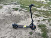 Hulajnoga elektryczna Navee v25i pro
