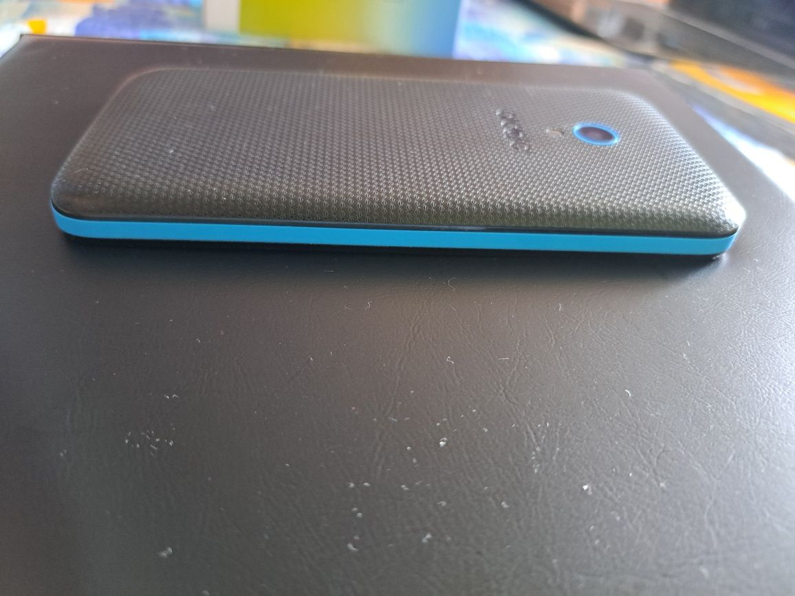 Alcatel U5 bardzo ładny uszkodzony