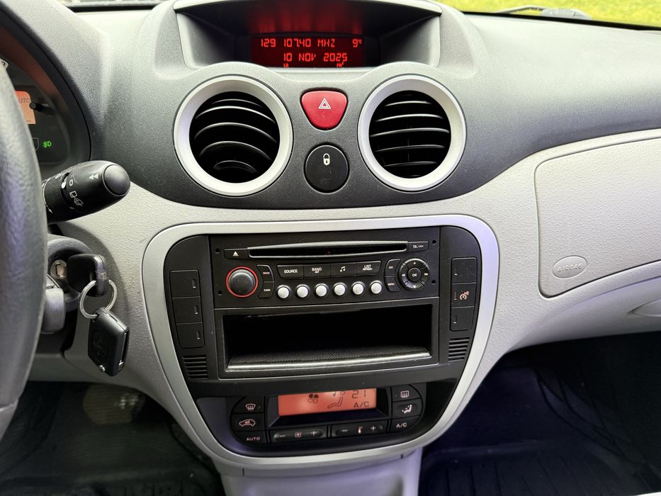 Citroen C3 офіційний автомобіль Ситроен C3