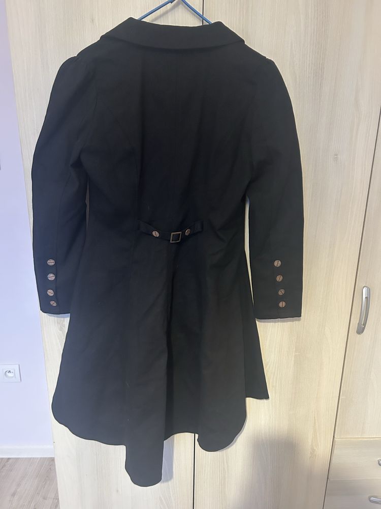 Sprzedam plaszcz w stylu gotyckim