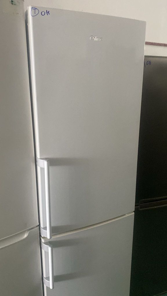 Frigorífico semi-novo com garantia