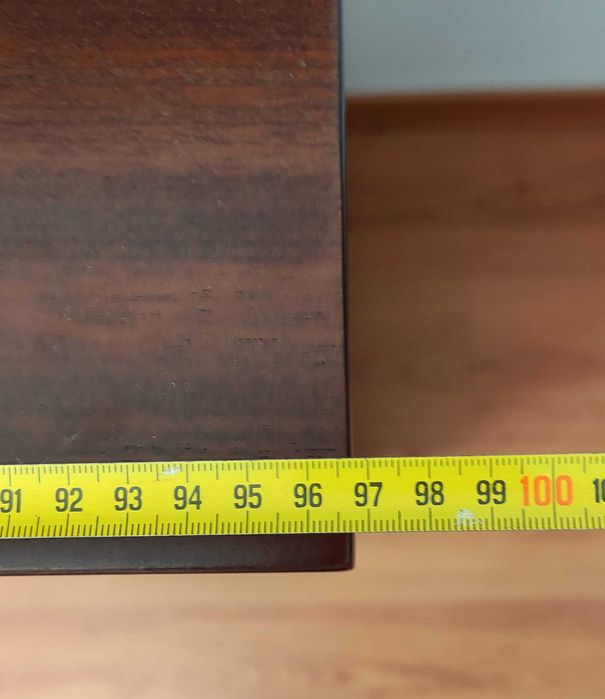 Cómoda Vintage em Madeira com Espelho Destacável – Elegância Clássica