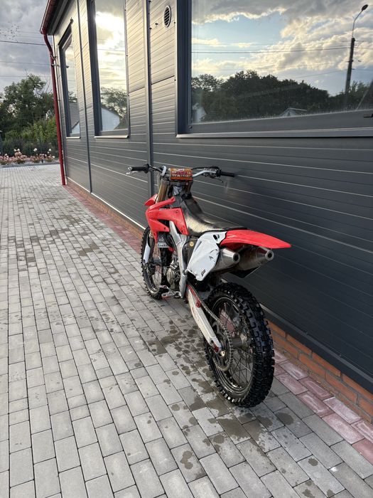 Honda crf250.