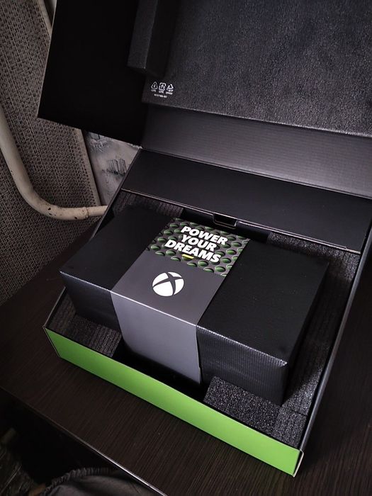 XBOX SERIES X 1TB ігрова консоль
