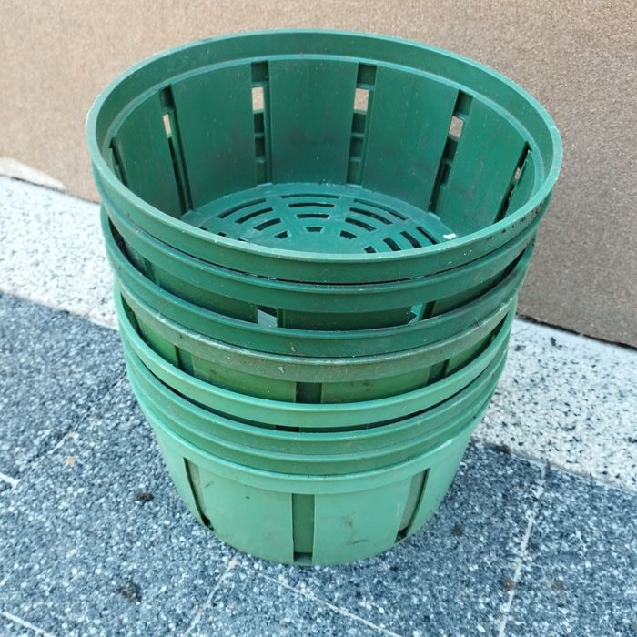 Doniczki koszyczki średnica 20 cm 8 sztuk